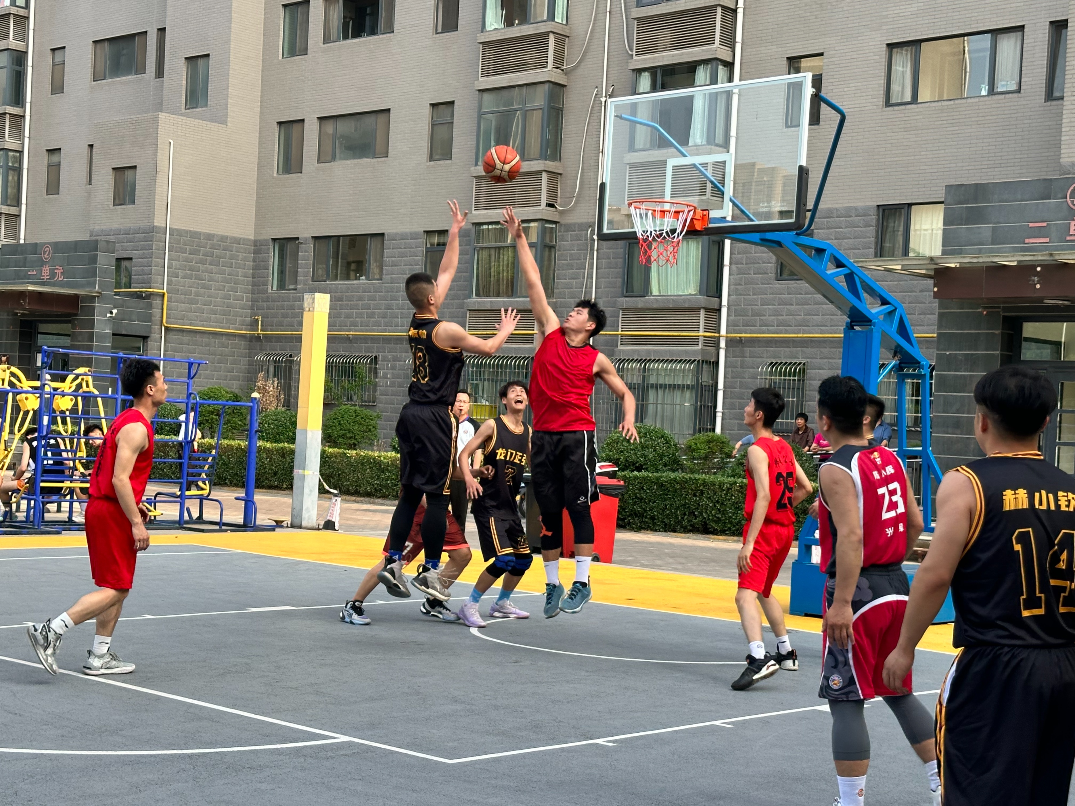 黄河矿业杯篮球赛冠军_韩城黄河矿业篮球队队员简介_黄河矿业男篮