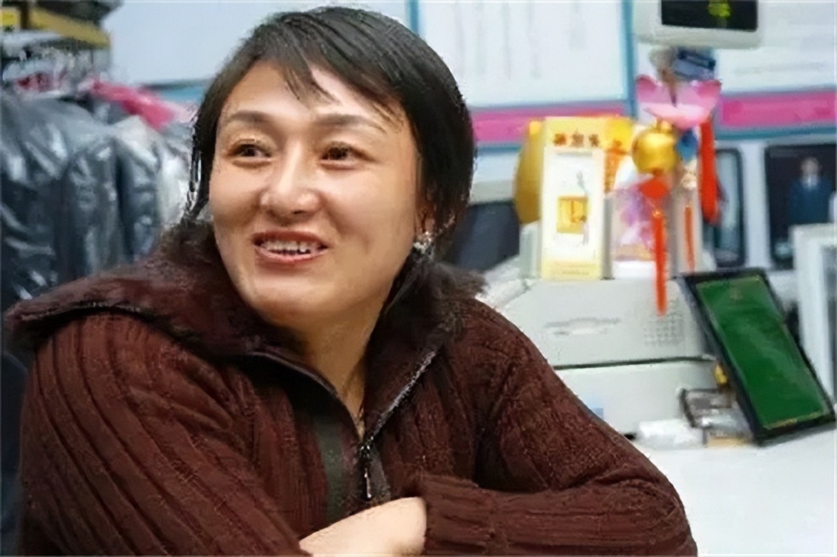 举重冠军女2020_上一届女子举重冠军_举重女子2021