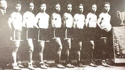 篮球队冠军学生有奖金吗_学生篮球队   冠军_篮球队冠军喜报