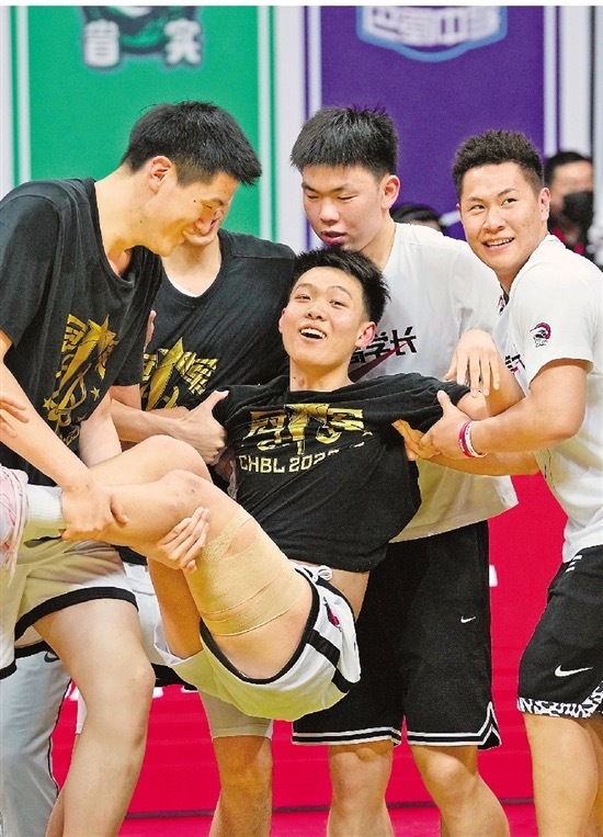 回浦中学篮球队获得冠军_回浦中学篮球队全国冠军_回浦中学篮球排名