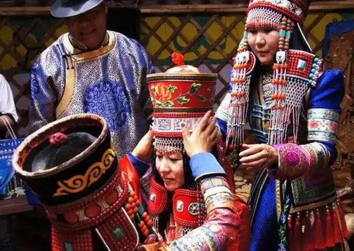 多元化的婚姻观_多元婚姻观_社会多元化的婚姻生活方式