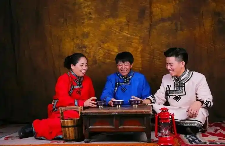 多元化的婚姻观_多元婚姻观_社会多元化的婚姻生活方式