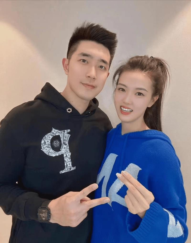 篮球冠军张晨简介_张晨涛篮球_张晨鸣篮球